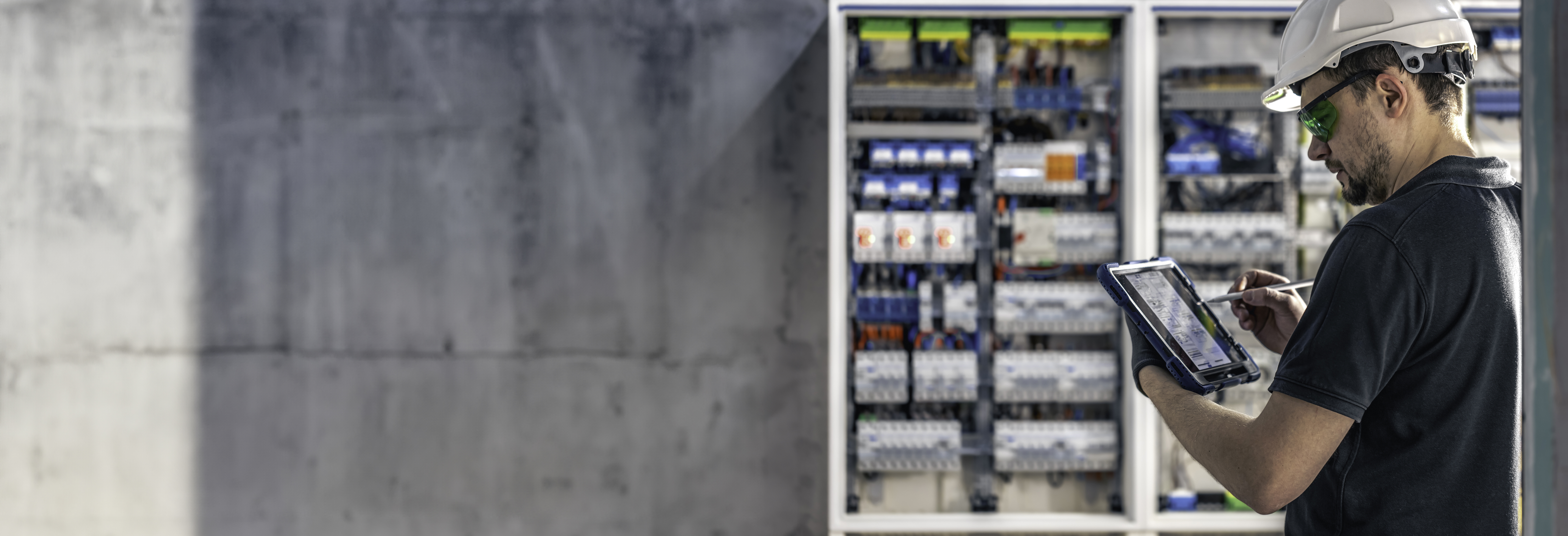 Fondo técnico eléctrico